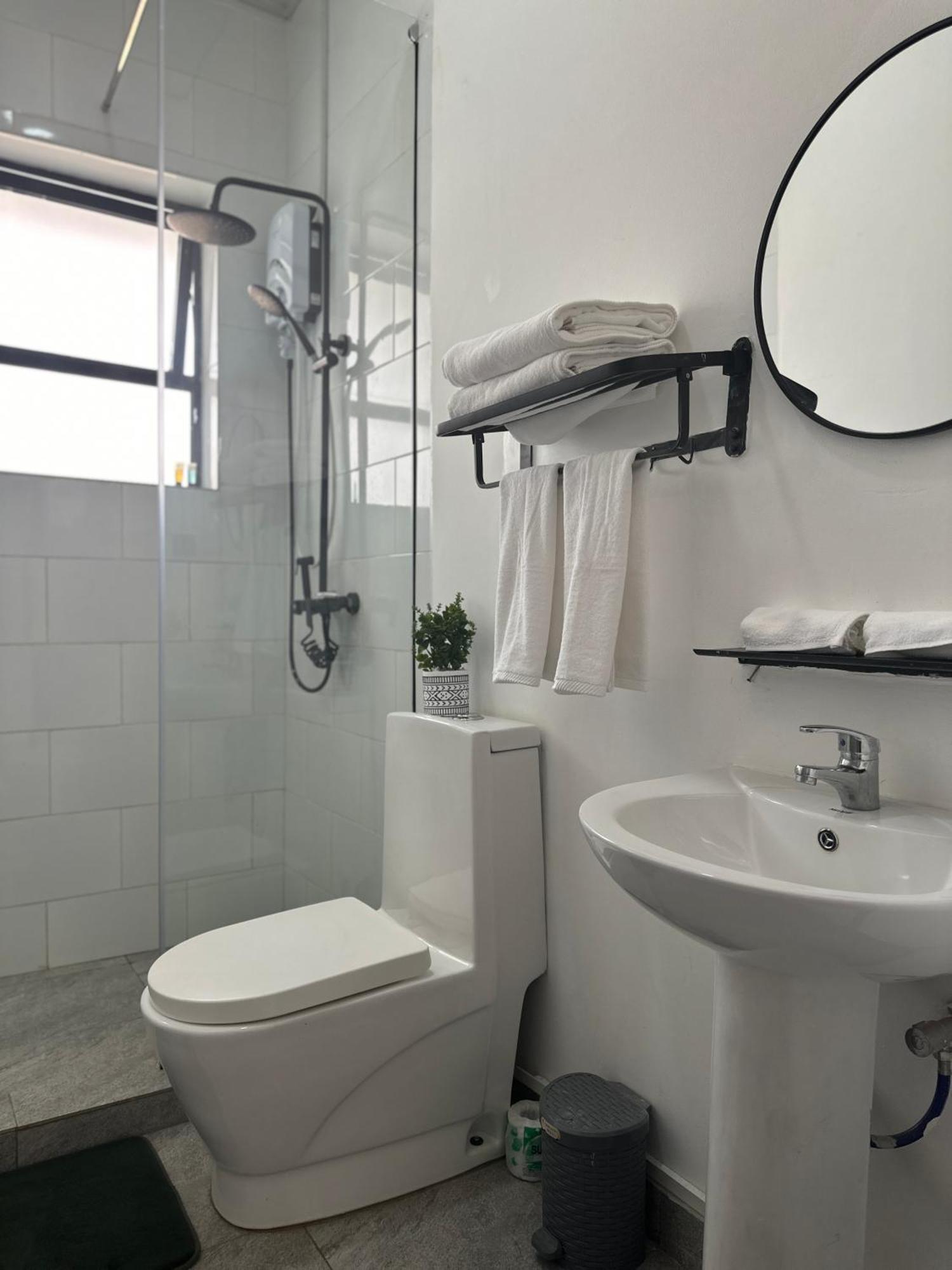 Coalescence Hotel Rwanda Kigali Bagian luar foto