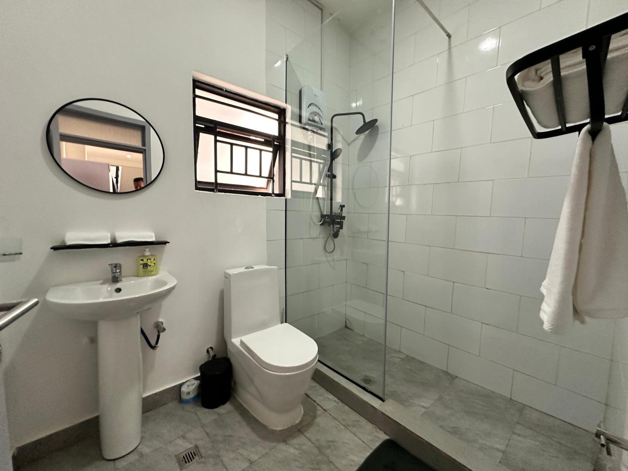 Coalescence Hotel Rwanda Kigali Bagian luar foto