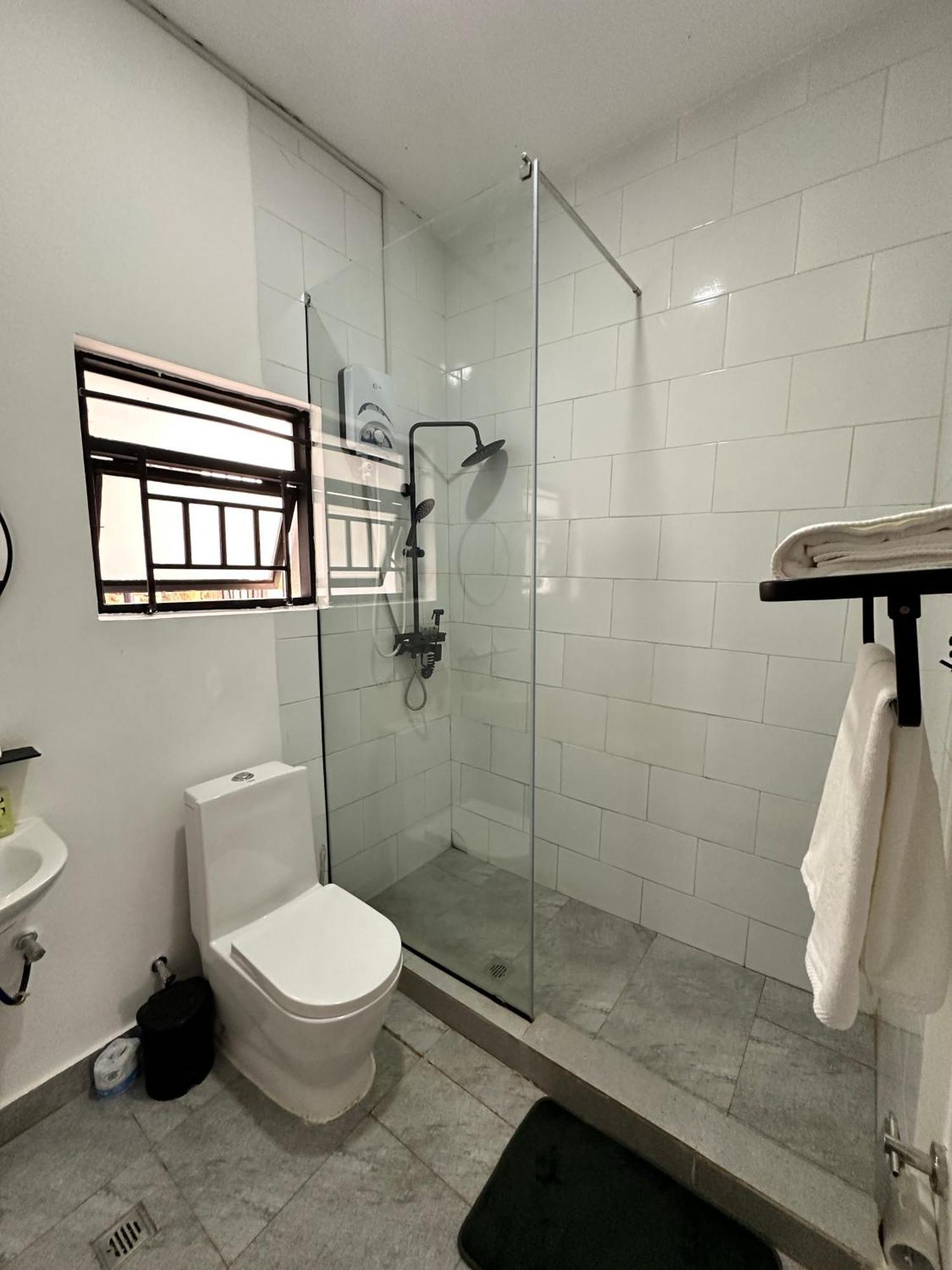 Coalescence Hotel Rwanda Kigali Bagian luar foto