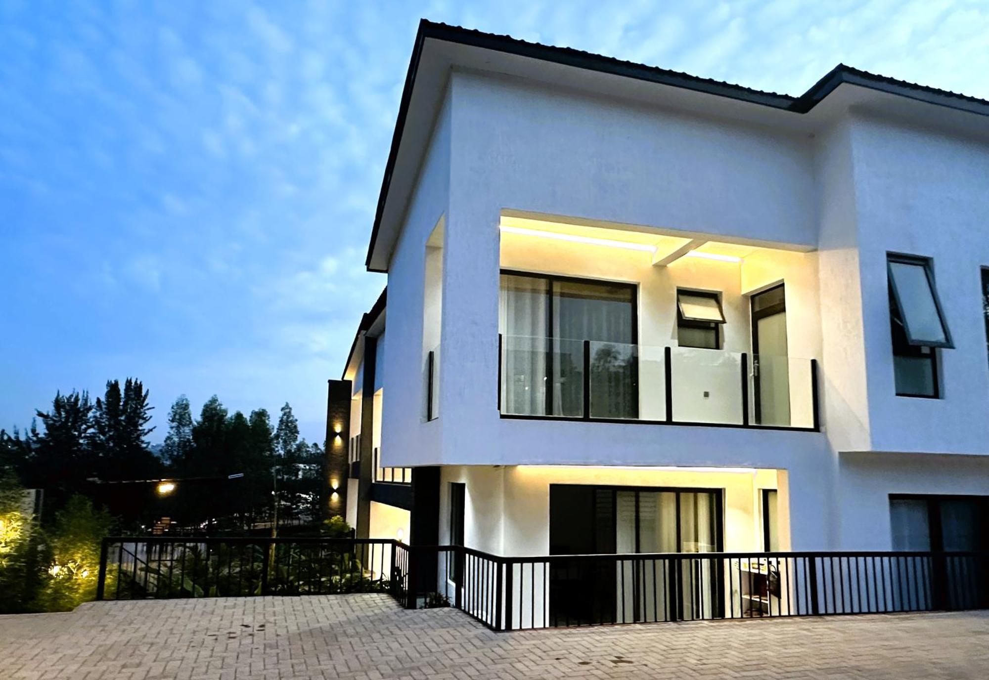 Coalescence Hotel Rwanda Kigali Bagian luar foto
